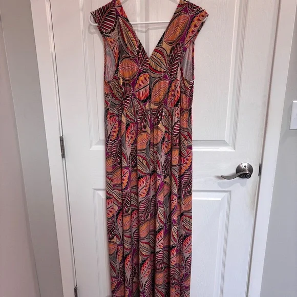 TRIBAL leaf printed dress - Picture 3 of 5